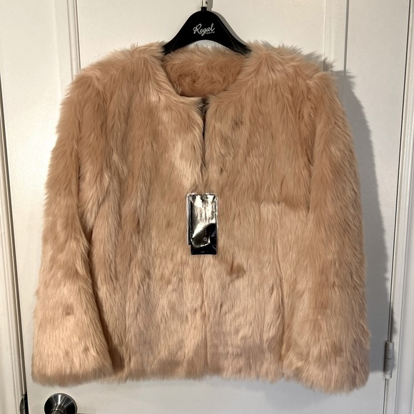 REGAL FAUX FURS Jacket , Light Tan, Women’s Size M , NWT - Picture 1 of 6
